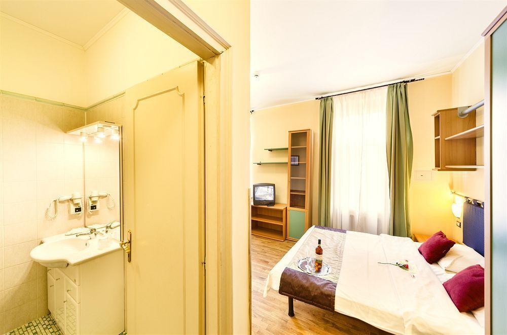 Central Hotel Tiepolo Prag Eksteriør billede